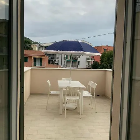 Lejlighed Romeo Pietra Ligure