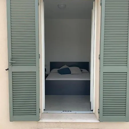 Apartment Romeo *